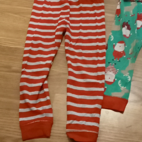 2 pajama sets bundle - Picture 2 of 5